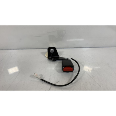 Attache ceinture arriere gauche RENAULT KADJAR