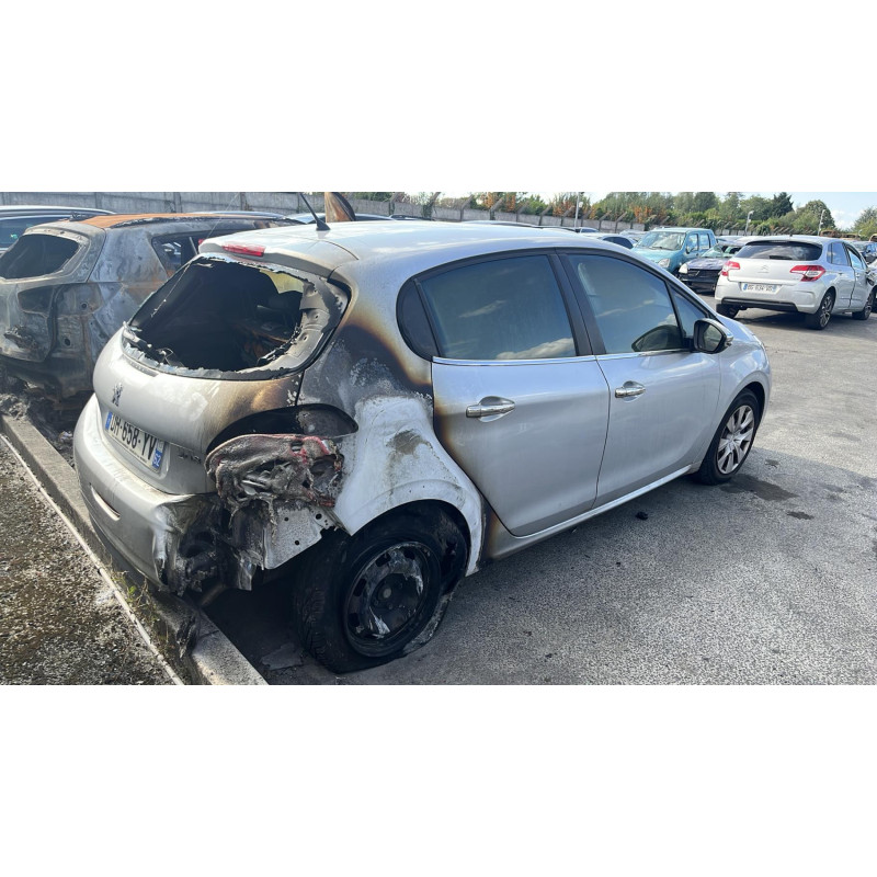 Cremaillere assistee PEUGEOT 208 1 Photo n°6