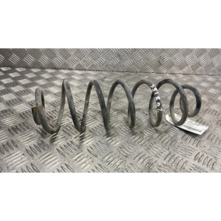 Ressort de suspension arriere gauche PEUGEOT 2008 1