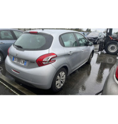 Attache ceinture avant droit PEUGEOT 208 1