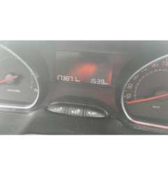 Attache ceinture avant droit PEUGEOT 208 1