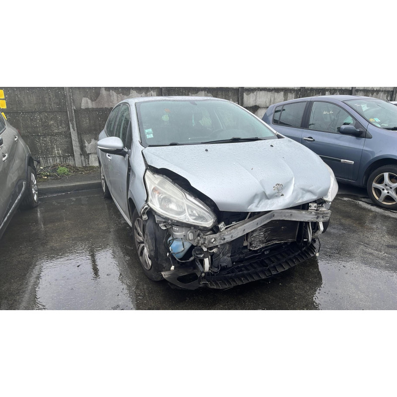 Attache ceinture avant droit PEUGEOT 208 1 Photo n°11