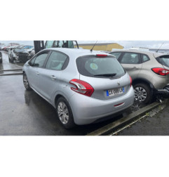 Attache ceinture avant droit PEUGEOT 208 1
