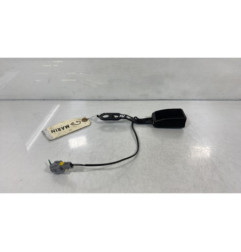 Attache ceinture avant gauche PEUGEOT 208 1 Photo n°1