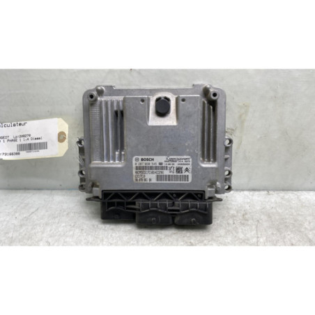 Calculateur moteur PEUGEOT 208 1