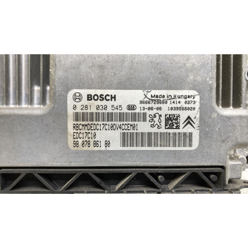 Calculateur moteur PEUGEOT 208 1 Photo n°4
