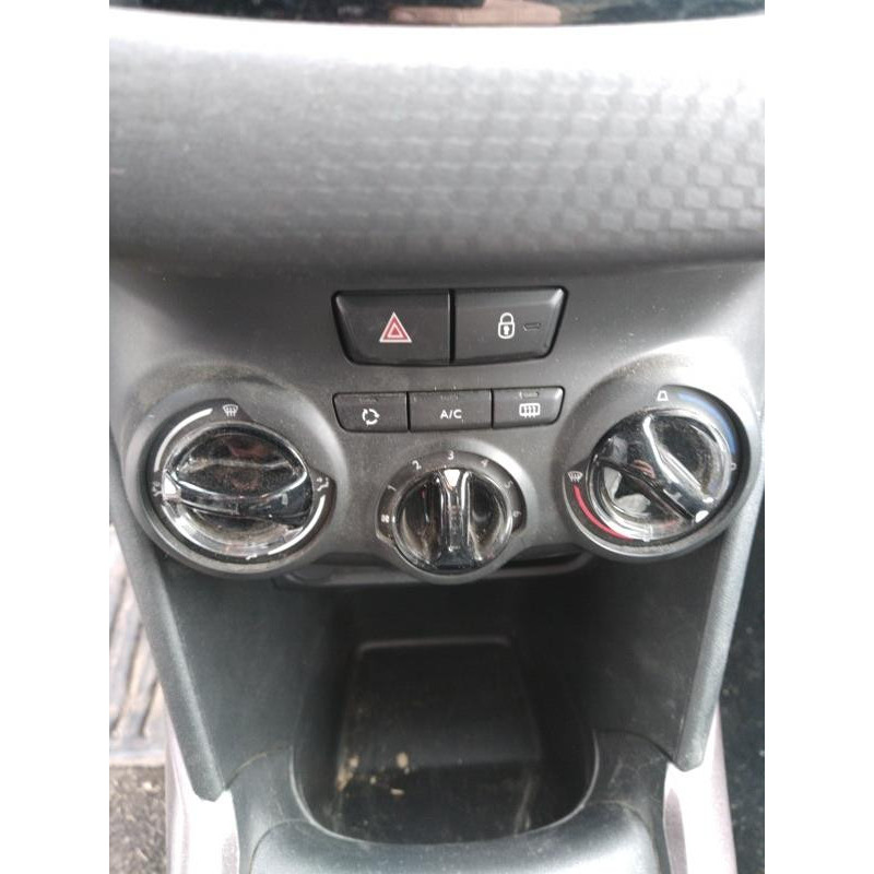 Pulseur d'air PEUGEOT 2008 1 Photo n°12