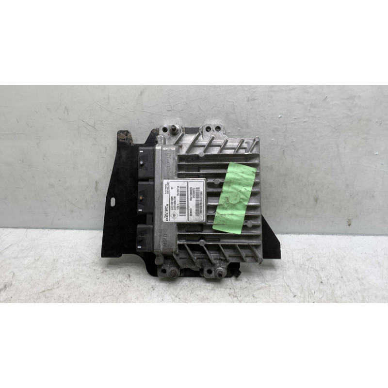 Calculateur moteur RENAULT SCENIC 3 Photo n°1