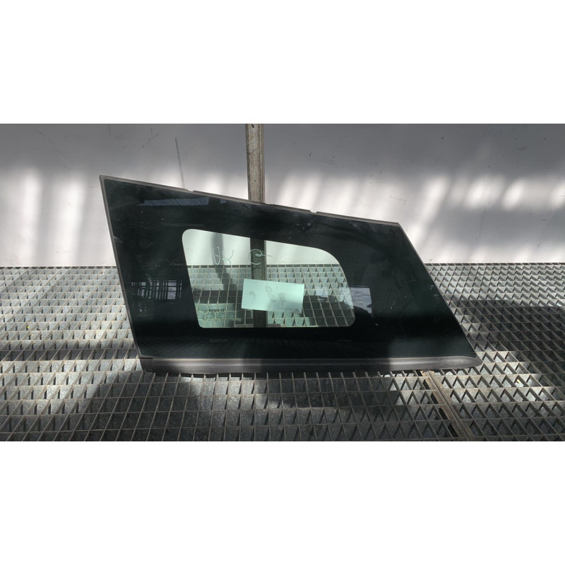 Custode arriere gauche RENAULT CLIO 4 Photo n°1