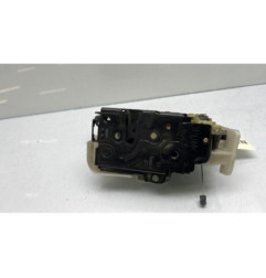 Serrure avant droit VOLKSWAGEN PASSAT 4