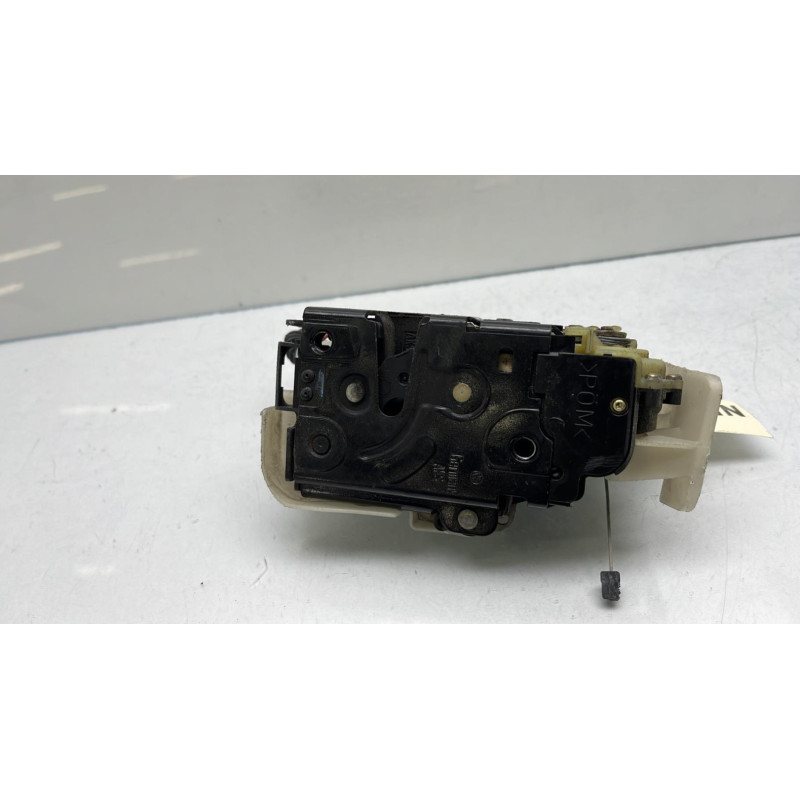 Serrure avant droit VOLKSWAGEN PASSAT 4 Photo n°5
