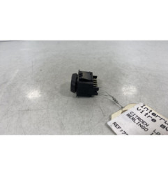 Interrupteur de leve vitre avant gauche CITROEN BERLINGO 1