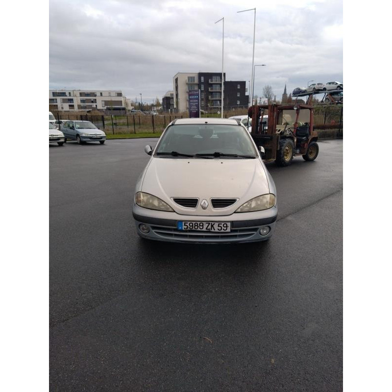 Leve vitre electrique avant droit RENAULT MEGANE 1 Photo n°11