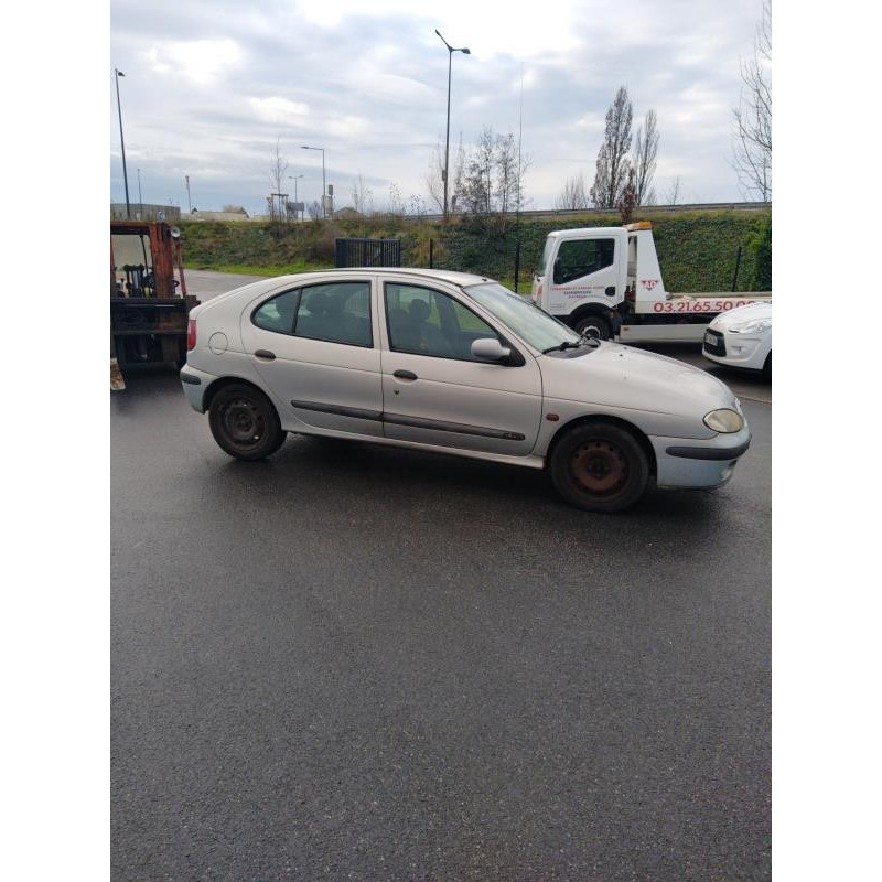 Leve vitre electrique avant droit RENAULT MEGANE 1 Photo n°13
