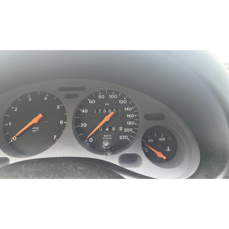 Poignee porte avant gauche OPEL TIGRA 1 Photo n°7