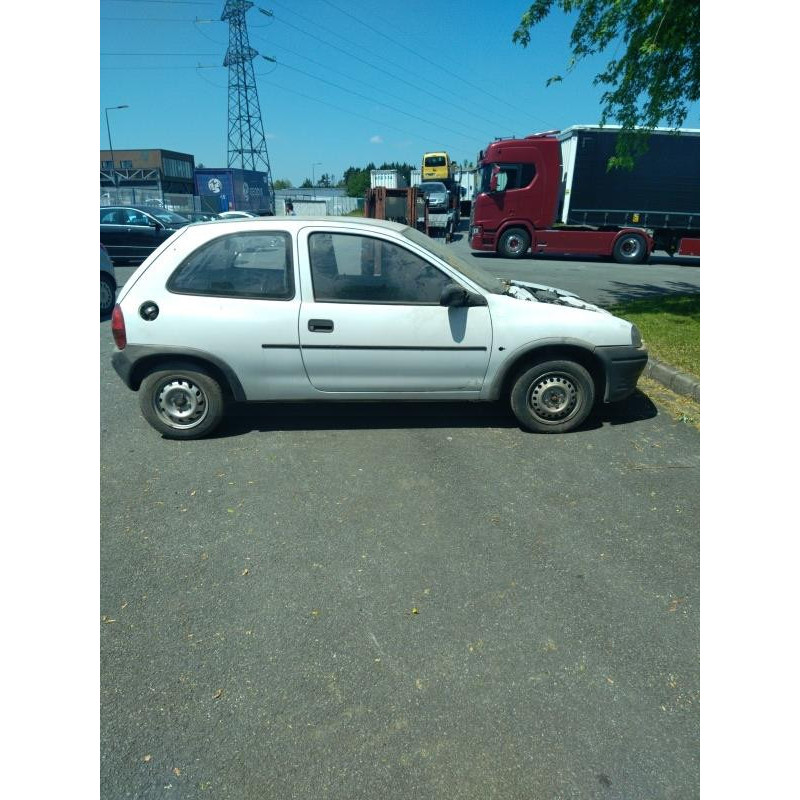 Feu arriere principal gauche (feux) OPEL CORSA B Photo n°4
