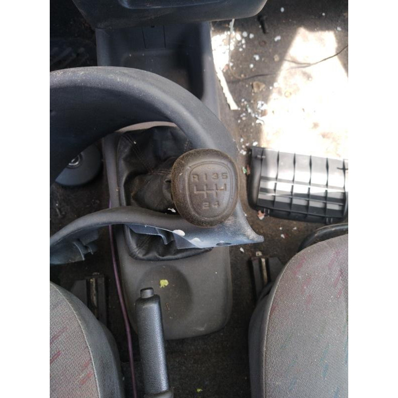 Feu arriere principal gauche (feux) OPEL CORSA B Photo n°14
