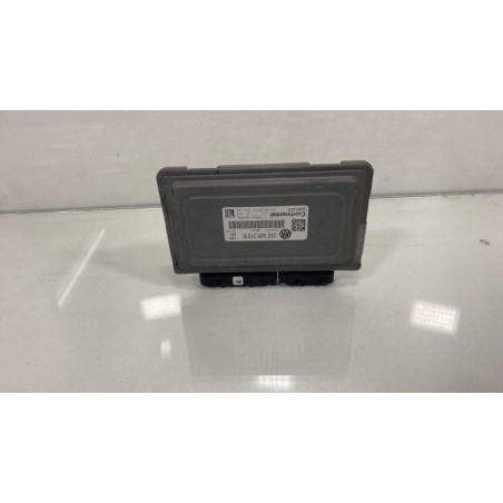 Calculateur moteur VOLKSWAGEN POLO 5