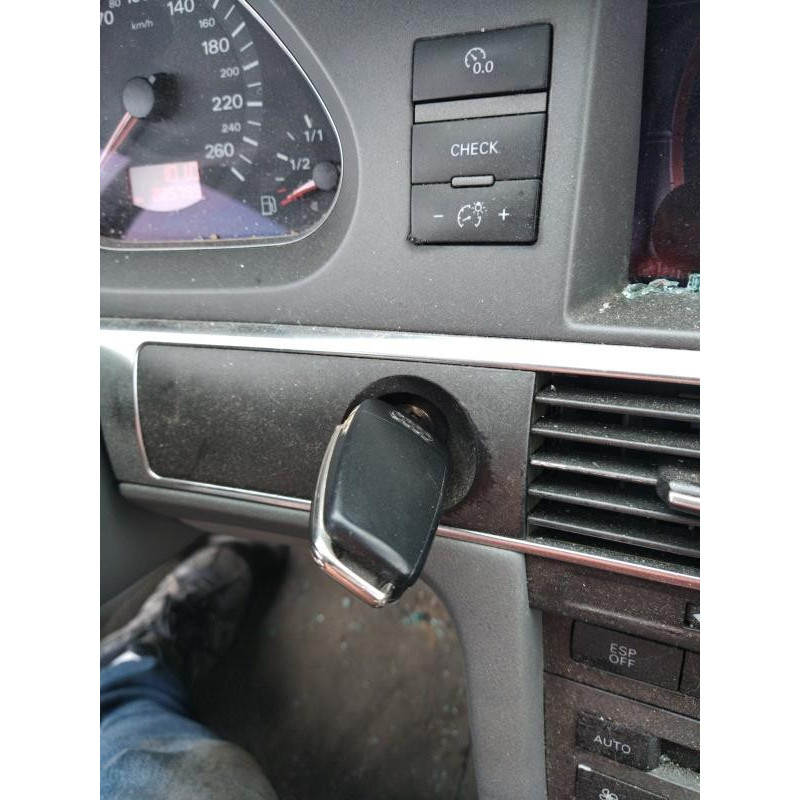 Pompe de direction AUDI A6 3 Photo n°9