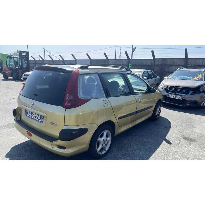 Fermeture de capot PEUGEOT 206 Photo n°4