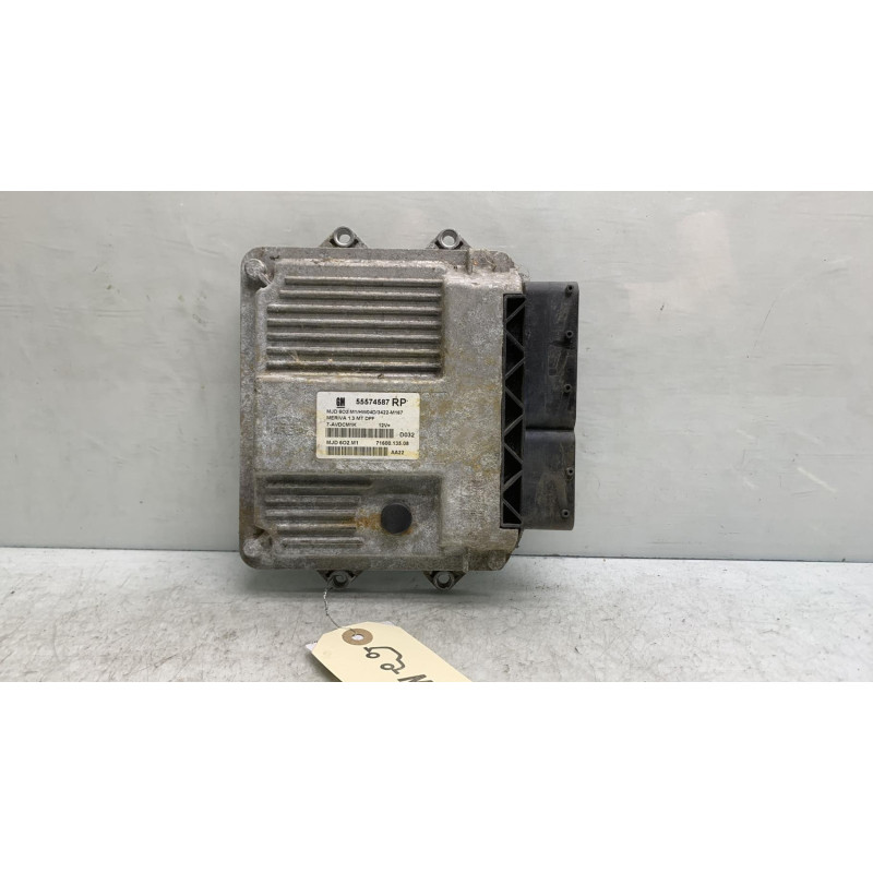 Calculateur moteur OPEL MERIVA A Photo n°1