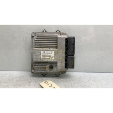 Calculateur moteur OPEL MERIVA A Photo n°1