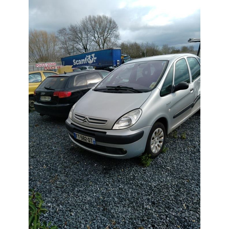 Pretensionneur de ceinture avant droit CITROEN XSARA PICASSO Photo n°9