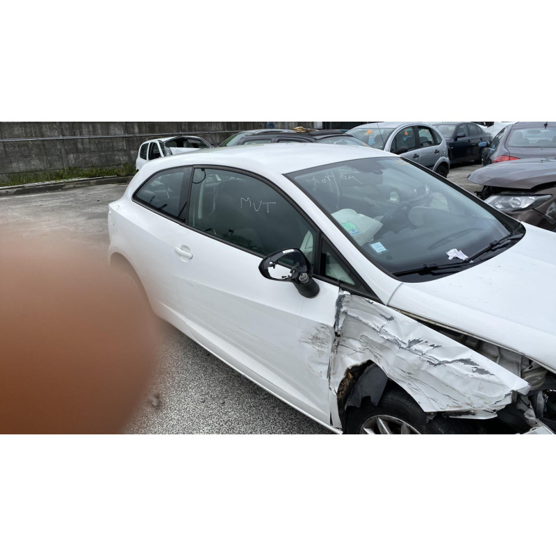Arret de porte avant droit SEAT IBIZA 4 Photo n°12