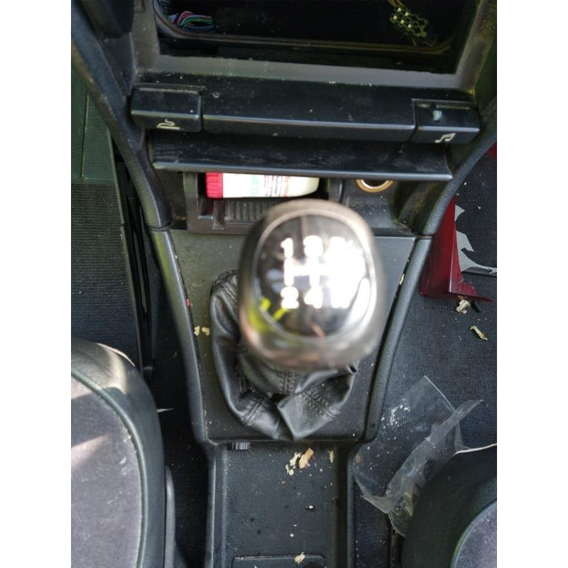 Capot PEUGEOT 405 Photo n°16