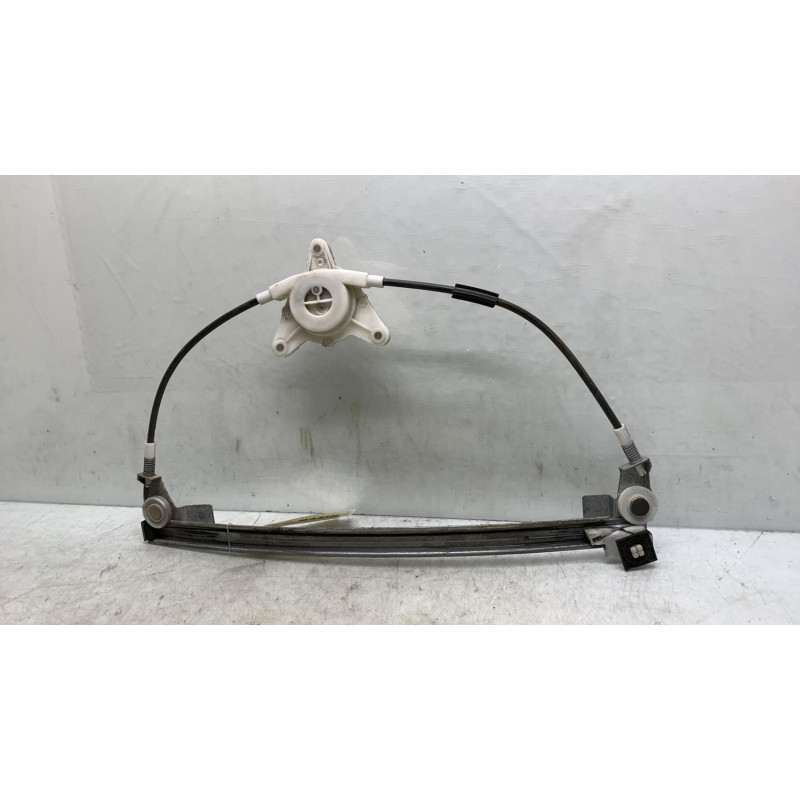 Leve vitre mecanique arriere gauche PEUGEOT 405 Photo n°3
