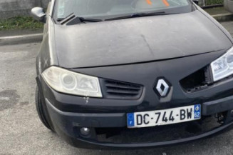 Pare boue arriere droit RENAULT MEGANE 2