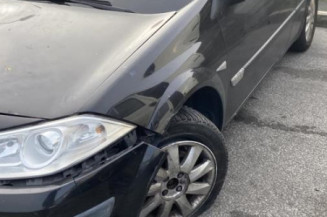 Pare boue arriere droit RENAULT MEGANE 2