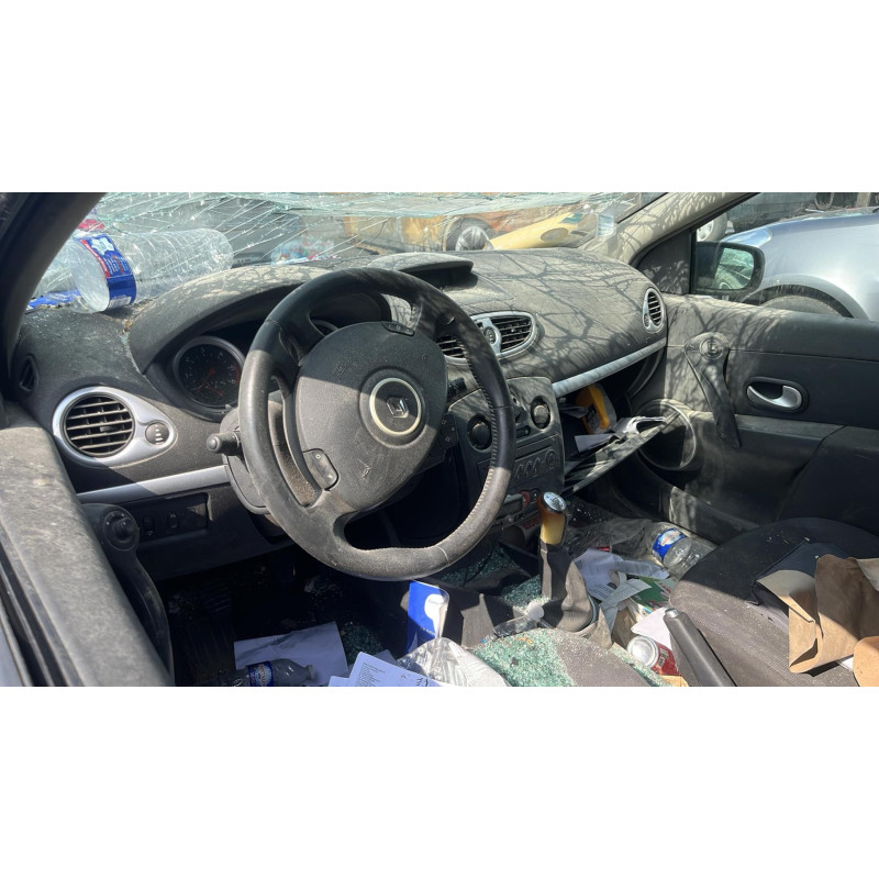 Boitier UCH RENAULT CLIO 3 Photo n°9