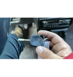 Optique avant principal droit (feux)(phare) FORD FIESTA 3