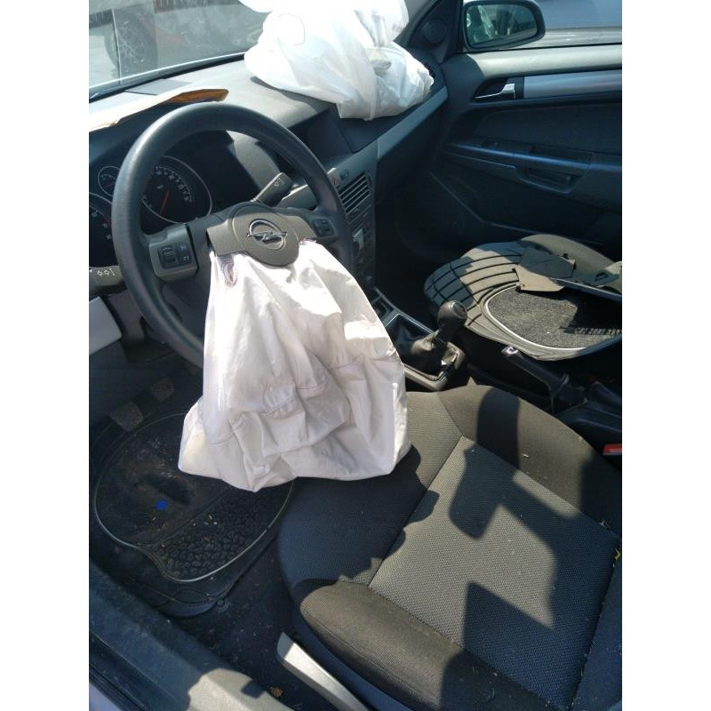 Pare choc arriere OPEL ASTRA H Photo n°9