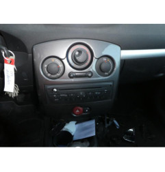 Calculateur moteur RENAULT CLIO 3