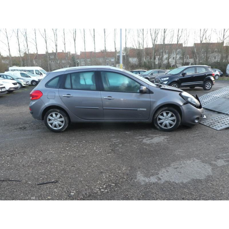 Calculateur moteur RENAULT CLIO 3 Photo n°17