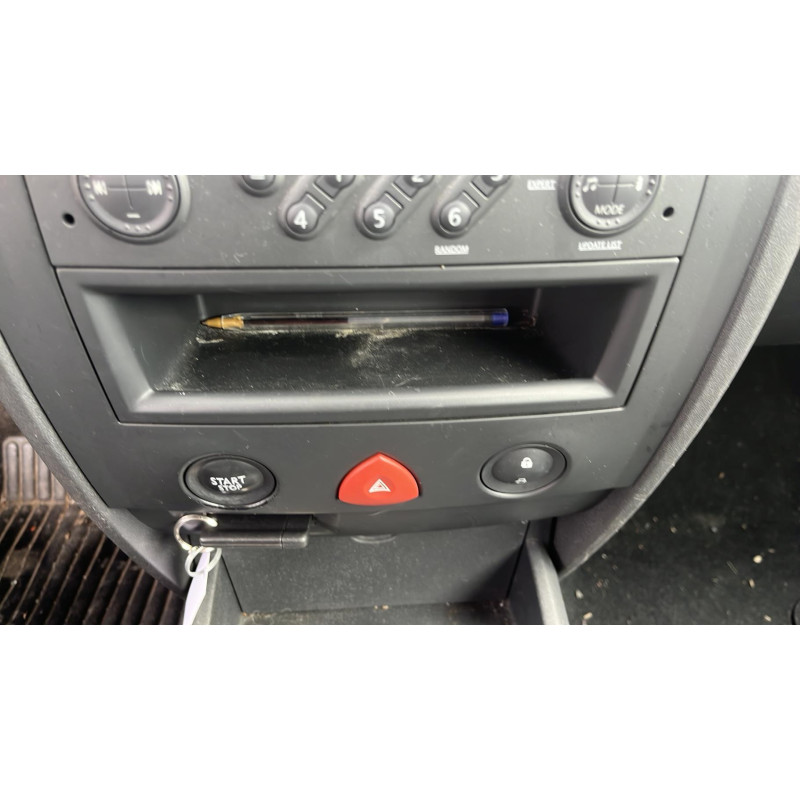 Calculateur moteur RENAULT MEGANE 2 Photo n°9