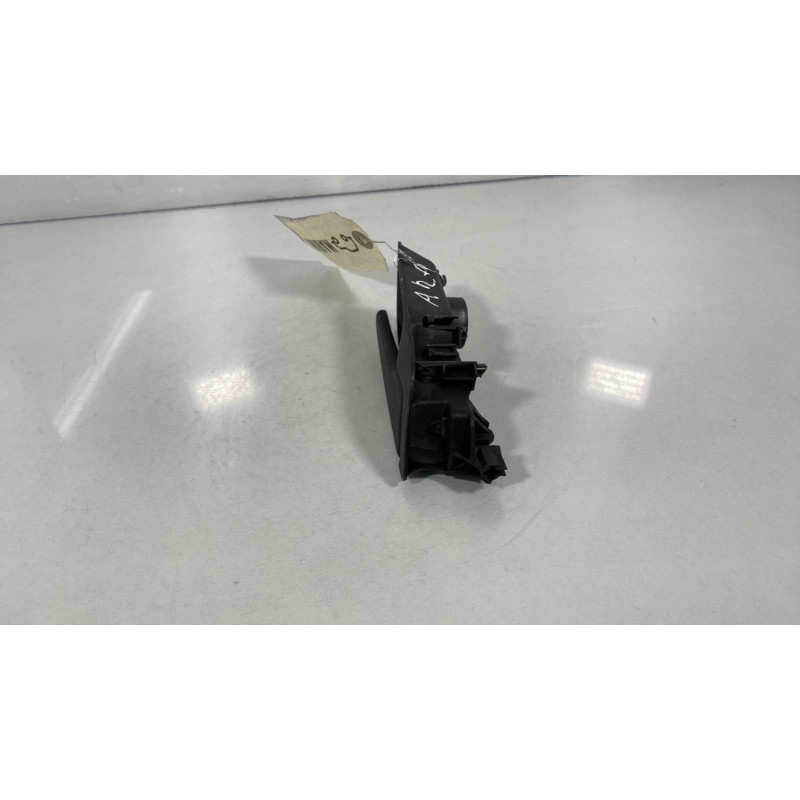 Poignee interieur arriere droit CHEVROLET AVEO 2 Photo n°1