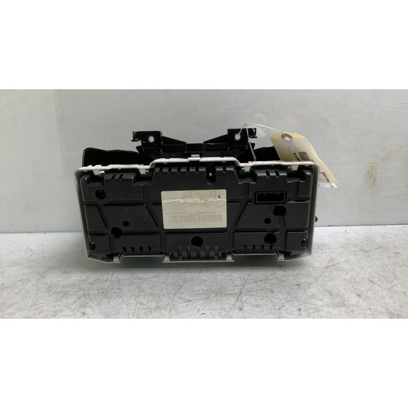 Compteur RENAULT CLIO 4 Photo n°3