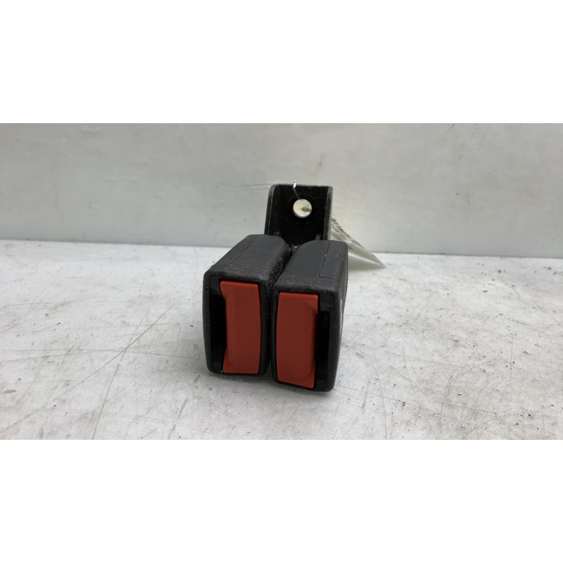 Attache ceinture arriere droit OPEL INSIGNIA 1 Photo n°3