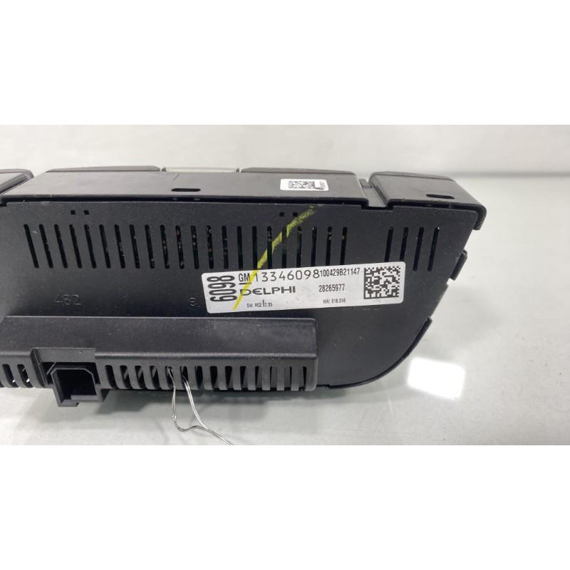 Commande chauffage OPEL ASTRA J Photo n°3