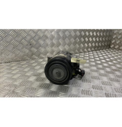 Compresseur clim VOLKSWAGEN POLO 4
