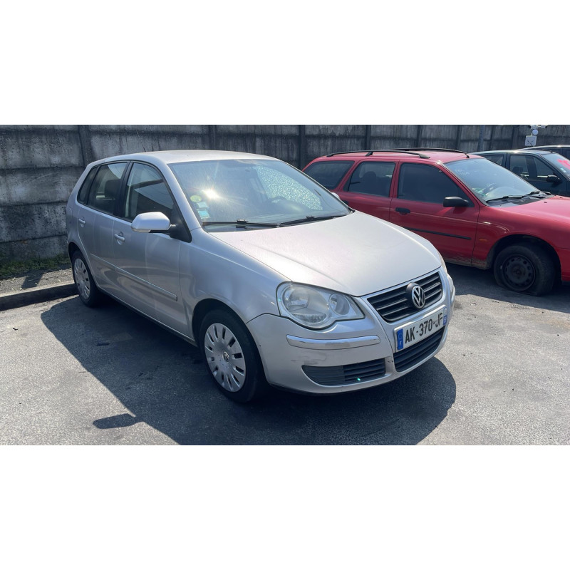 Compresseur clim VOLKSWAGEN POLO 4 Photo n°6