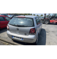 Compresseur clim VOLKSWAGEN POLO 4
