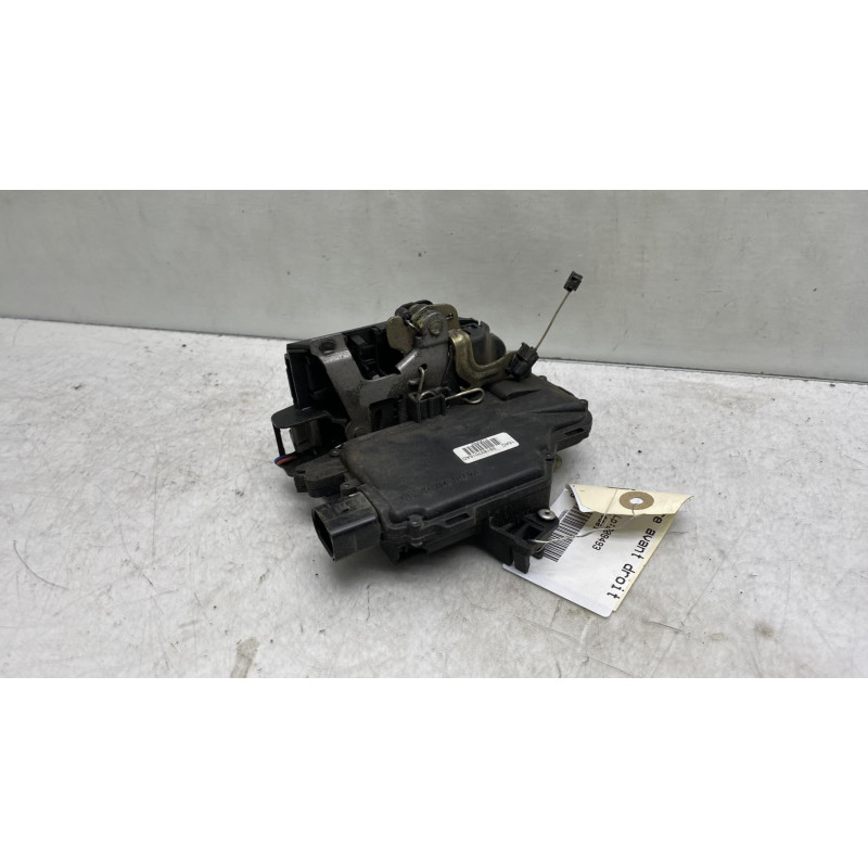 Serrure avant droit VOLKSWAGEN GOLF 4 Photo n°3