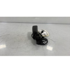 Attache ceinture arriere droit OPEL CORSA E Photo n°1