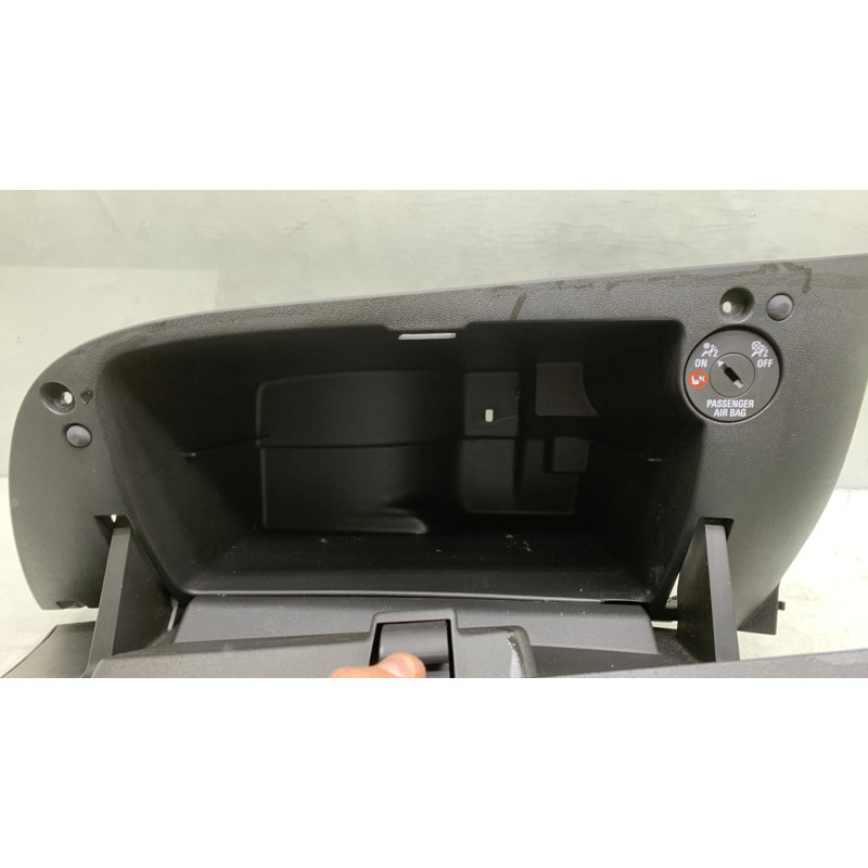 Boite a gants OPEL CORSA E Photo n°3