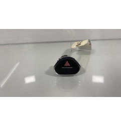 Bouton de warning OPEL CORSA E