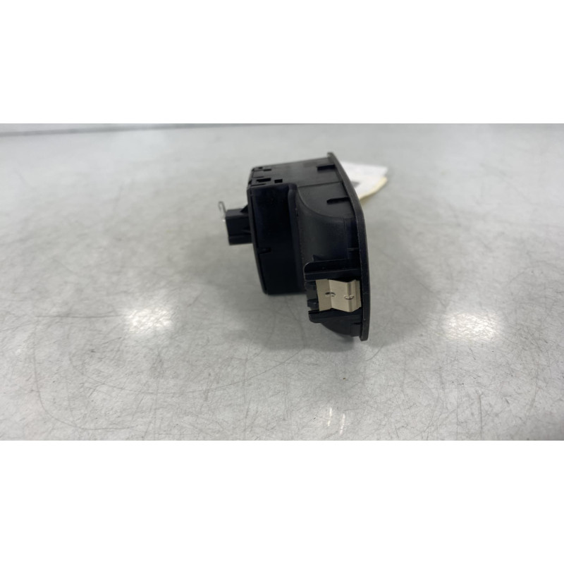 Interrupteur de leve vitre avant droit OPEL CORSA E Photo n°2
